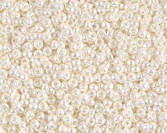 11-591 Ivory Pearl Ceylon - 11/0 Miyuki Round Seed Beads