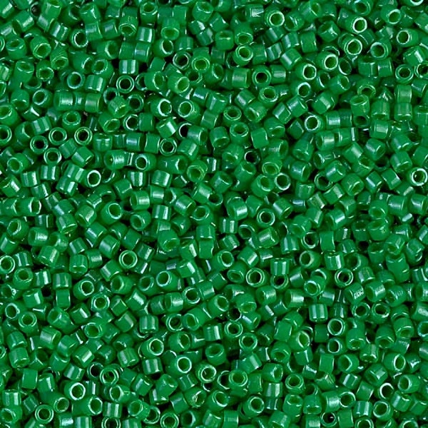 DB0655 Delica 11/0 Kelly Green Opaque Dyed - Miyuki Seed Beads (DB-655)