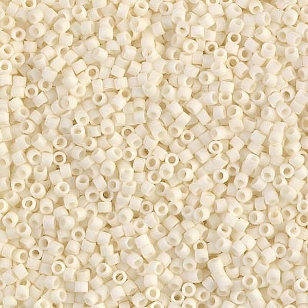 DB0352 Delica 11/0 Matte Opaque Cream - Miyuki Seed Beads (DB-352)