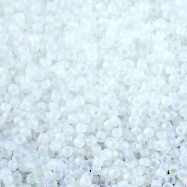 15-161F TOHO 15/0 Round - Transparent Rainbow-Frosted Crystal - TOHO Seed Beads