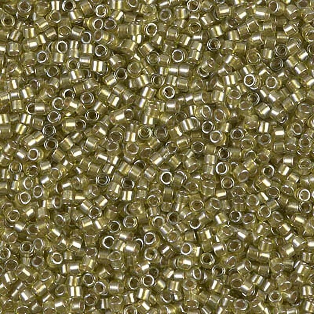 DB0907 Delica 11/0 Sparkling Beige Lined Crystal - Miyuki Seed Beads (DB-907