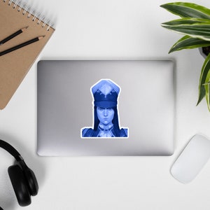 Caitlyn Kiramman, Arcane, Enforcer Caitlyn, Gamer Art, League of Legends, Gamer Gift, Sticker