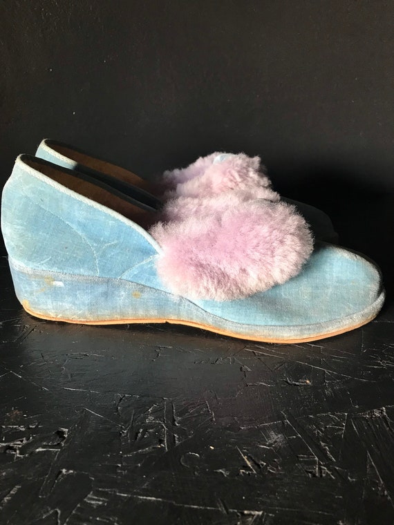 Vintage 1940s cc41 slippers