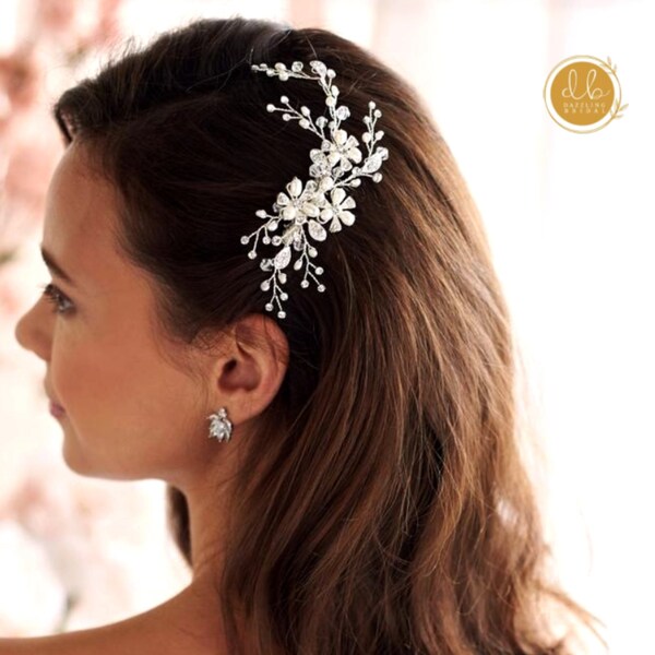 Pince à cheveux de mariée, morceau de cheveux de mariage, accessoire de cheveux de mariée, casque de perle, perle et clip de mariée floral, cheveux de fille de fleur, morceau de cheveux romantique