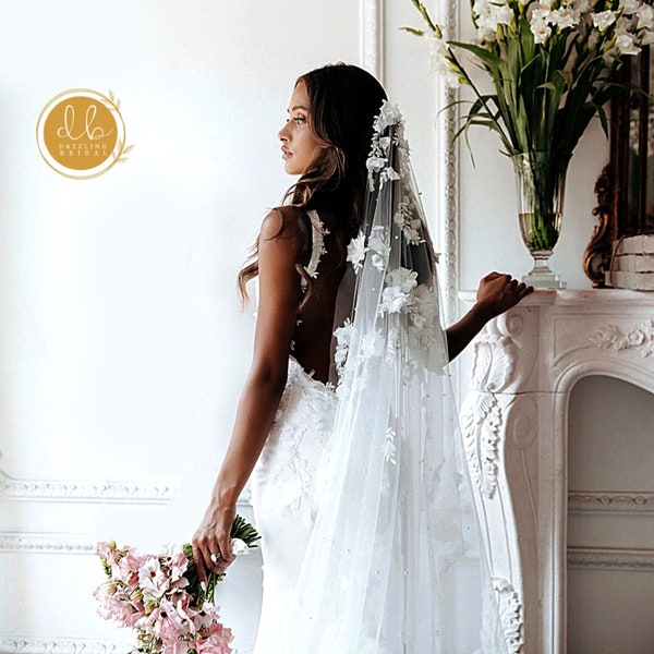 Voile de mariée cathédrale de luxe avec fleurs 3D Voile de mariée avec perles Long voile ivoire Voile de mariée fleurs en perles avec peigne Voile de mariée floral