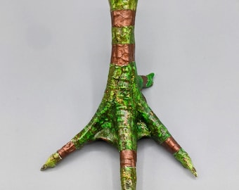 Green CHICKEN FOOT PROTECTION, Charm, talisman, money drawing