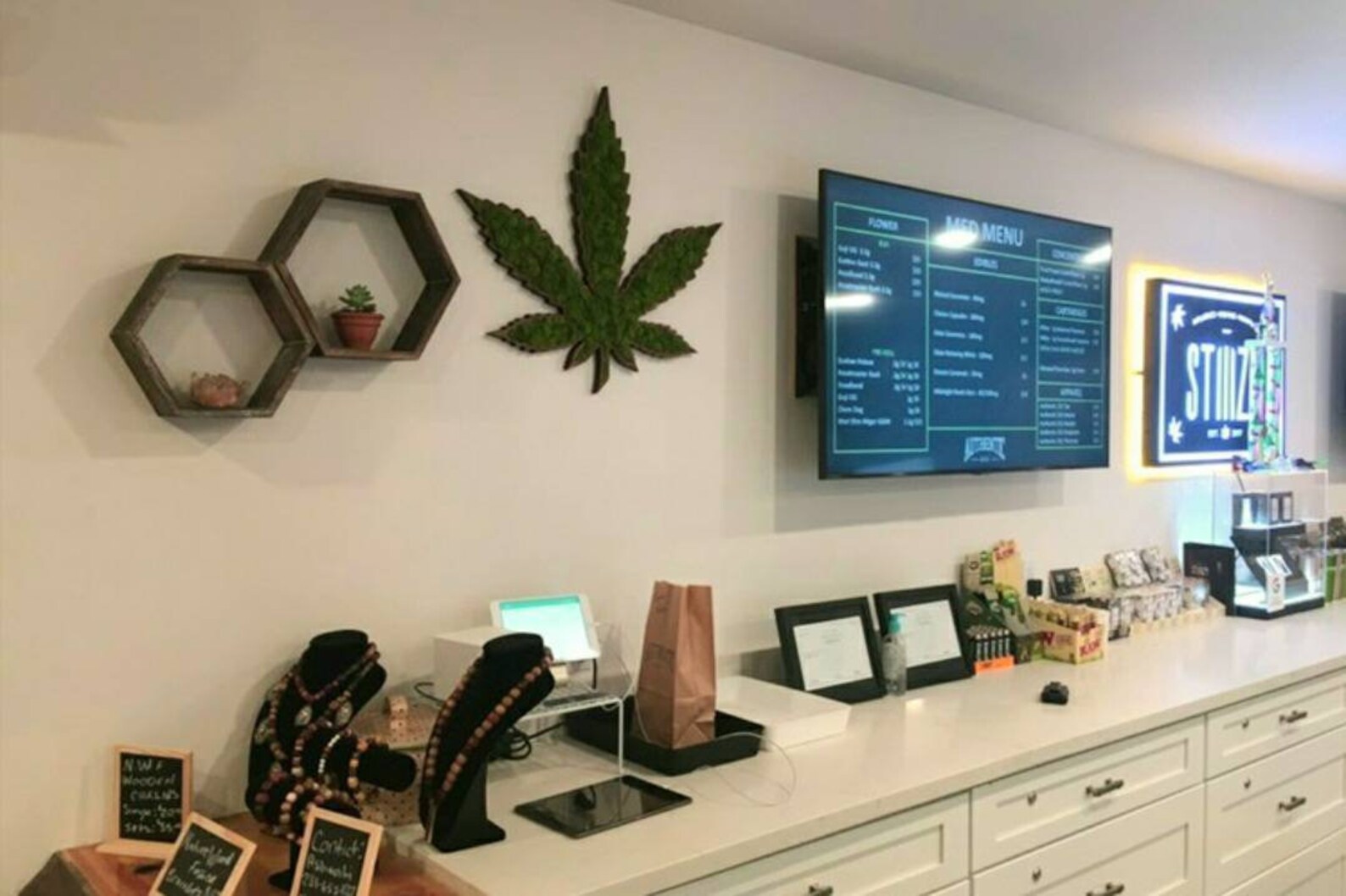 Moss Weed Leaf Dispensary Decor Marijuana dispensary Etsy