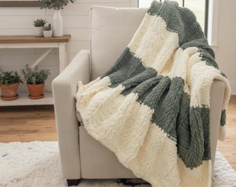 Easy Farmhouse Chic Chunky Knit Blanket Pattern | Fast, Beginner Friendly, Baby Blanket Knitting Pattern