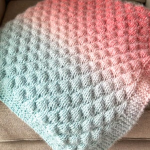 Modello per copertina per neonato a maglia con punto a bolle / Lavorazione a maglia adatta ai principianti / Copertina per neonato con texture / PDF immagine 11