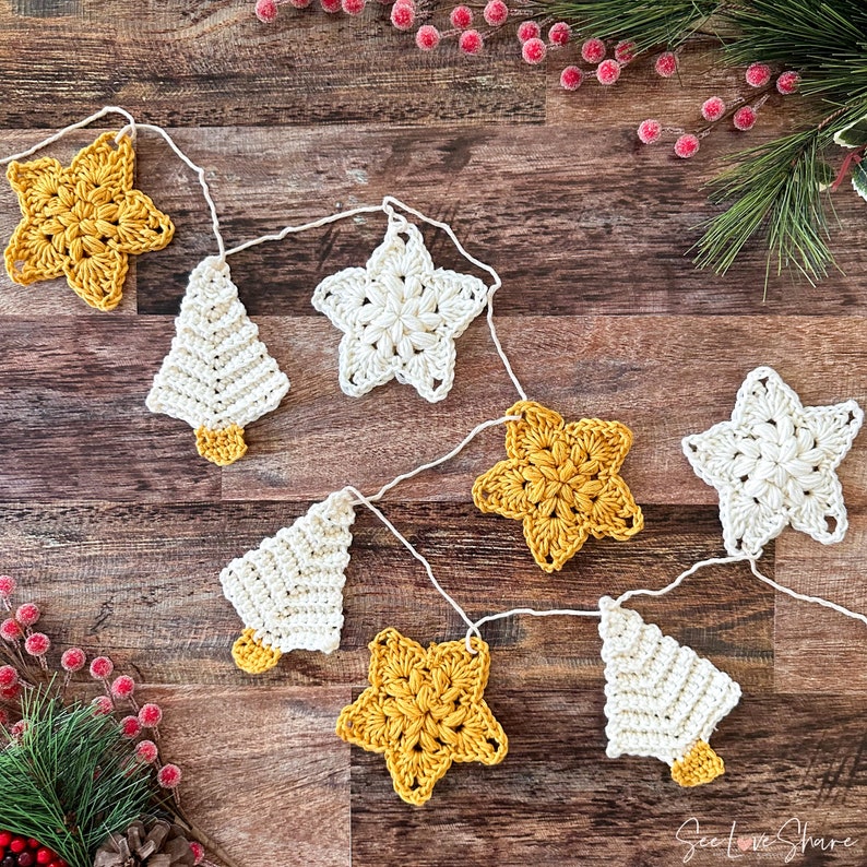 Crochet Christmas Trees & Stars Holiday Garland / Ornaments PATTERN image 1