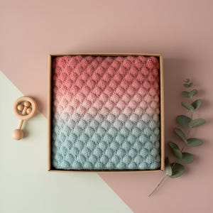 Modello per copertina per neonato a maglia con punto a bolle / Lavorazione a maglia adatta ai principianti / Copertina per neonato con texture / PDF immagine 8