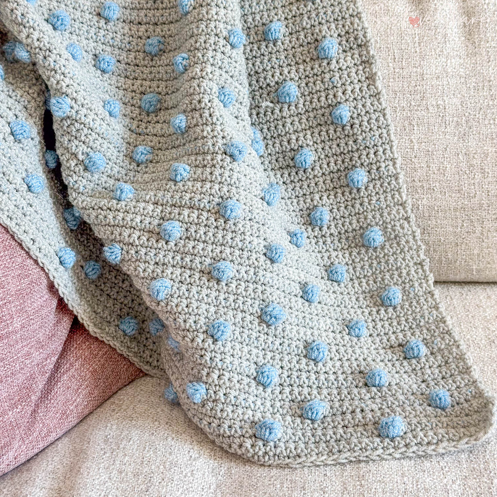 Bobble stitch baby blanket hotsell