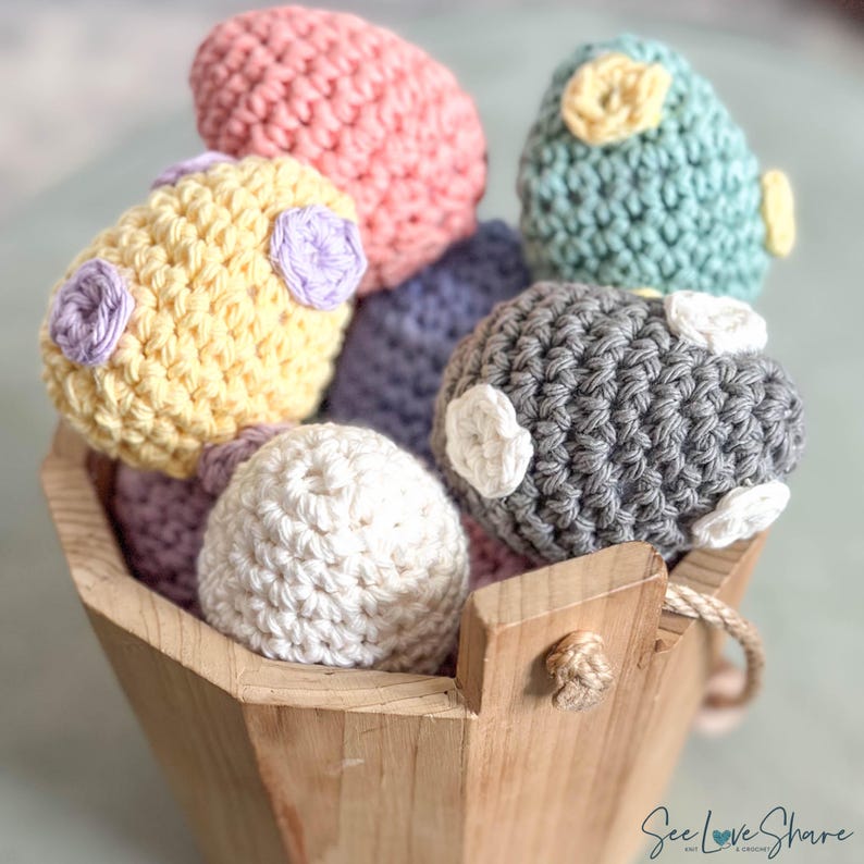 Polka Dot Crochet Easter Egg Pattern | Beginner Friendly Spring Decor ...