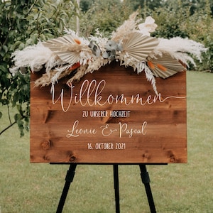 Wooden welcome sign "Leni" - wedding sign