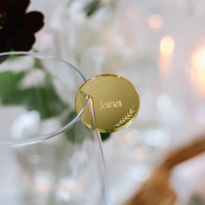Personalisierter Glasmarkierer & Platzkarte in Spiegelacryl - Branches in gold, silber, bronze - Ideal für Hochzeiten, Partys, Geburtstag
