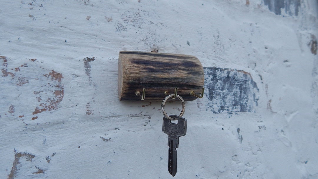 Reclaimed Key Rack Rustic Oak Key Holder From Reclaimed Wood – Driftwood Wall Key Rack ...