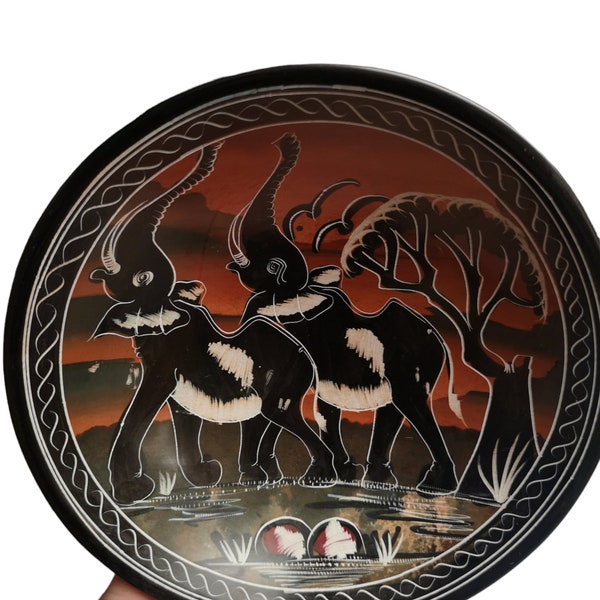 Hand carved Soapstone Bowl, Decorative Elephant Bowl, Elephant Dish, Soapstone Bowl, African Decor, Trinket dish, Hand painted Elephant Bowl