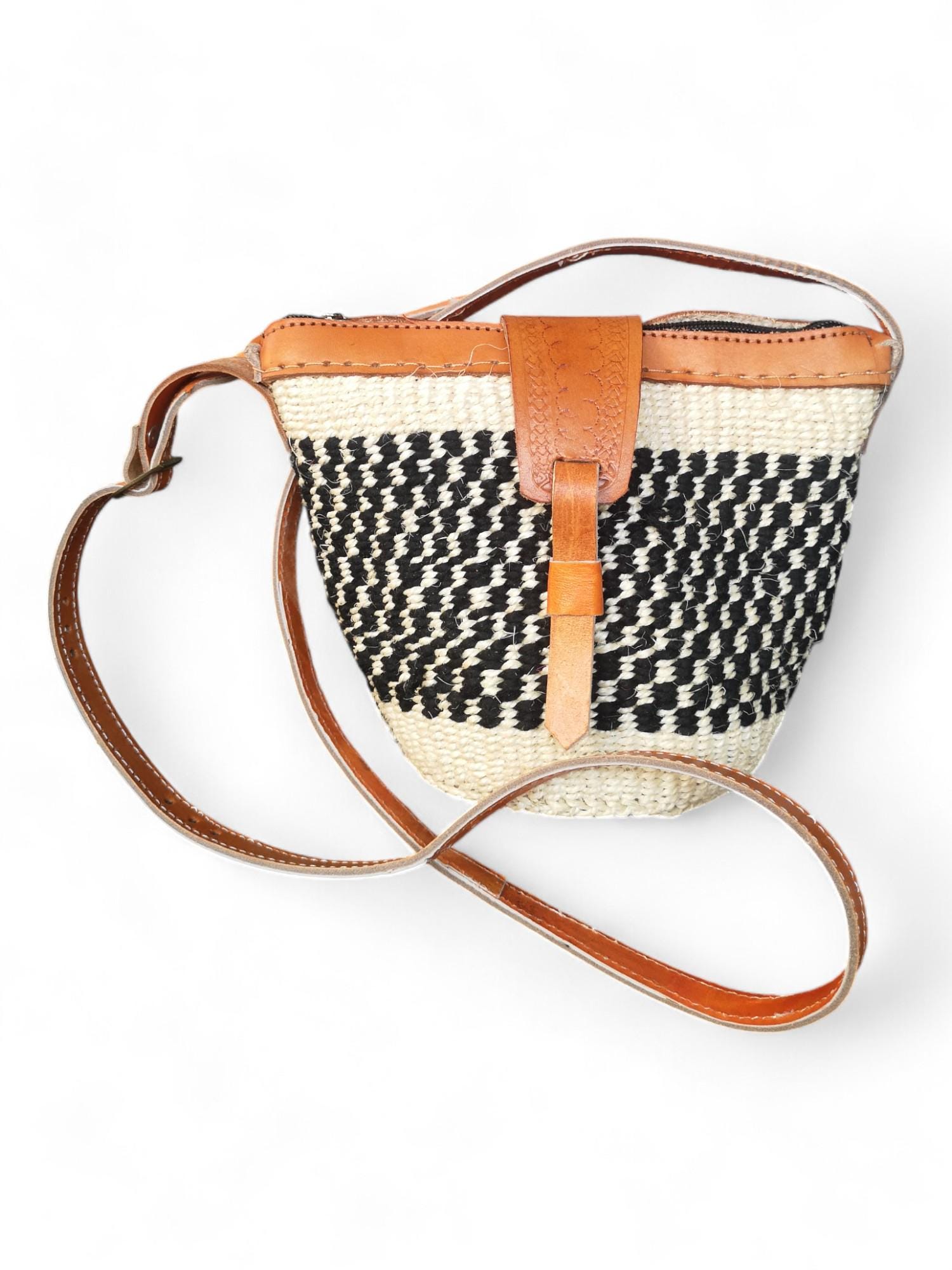 Kenyan Sisal Bag - Etsy