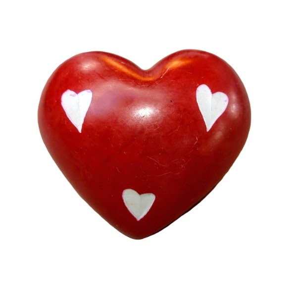Speksteen hart met gegraveerd hartpatroon, Fair Trade speksteen hart, Rood speksteen hart, Roze speksteen hart, Hart cadeau,