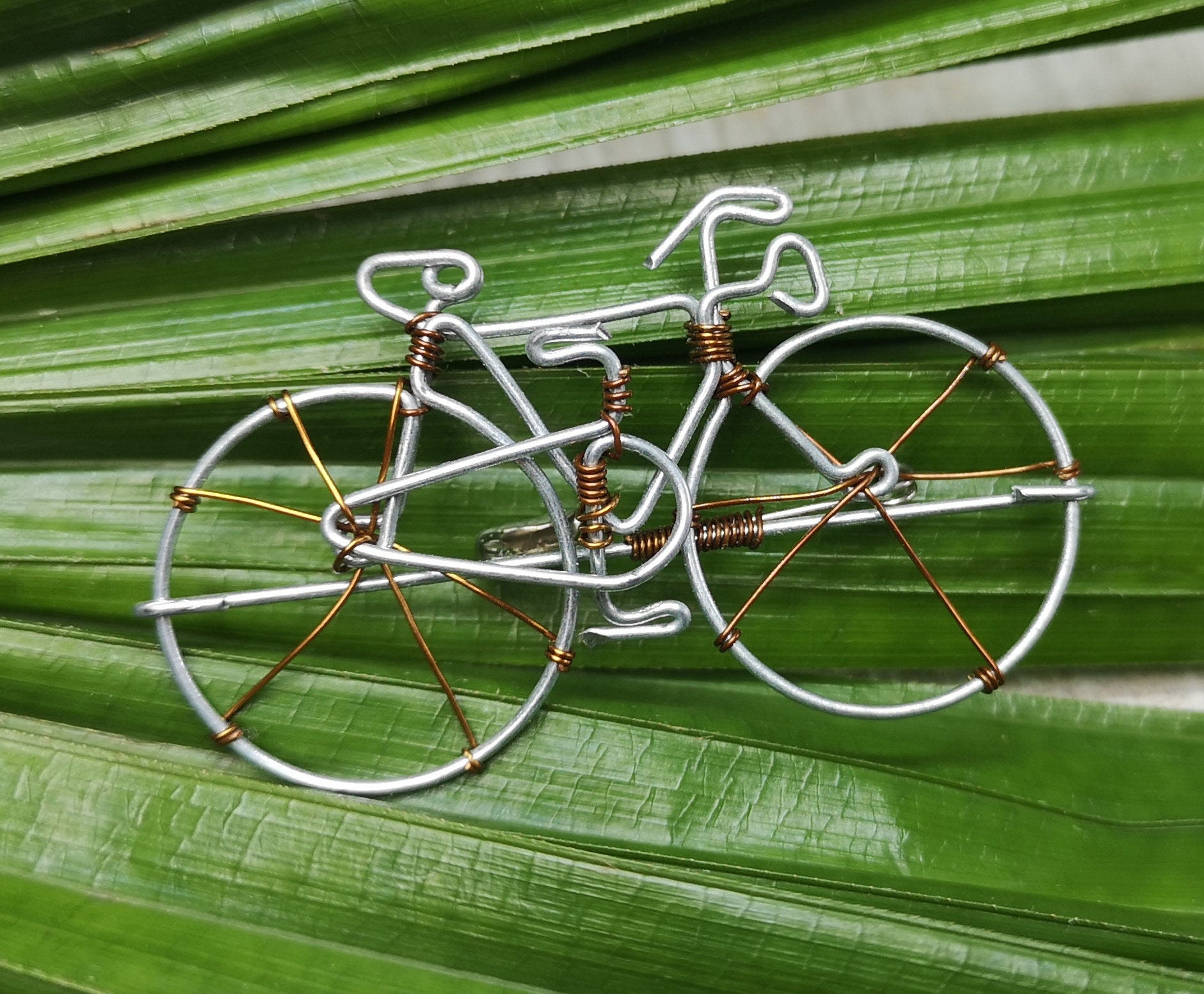 Bicycle head badges - Etsy 日本