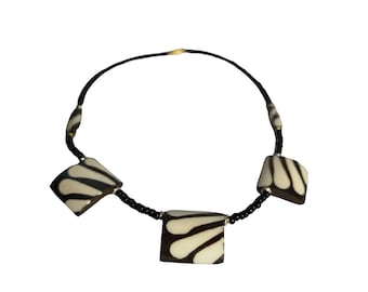 Ketting met zebrastreep, zwart-witte ketting, zebrasieraden, zebracadeau, zwart-witte ketting
