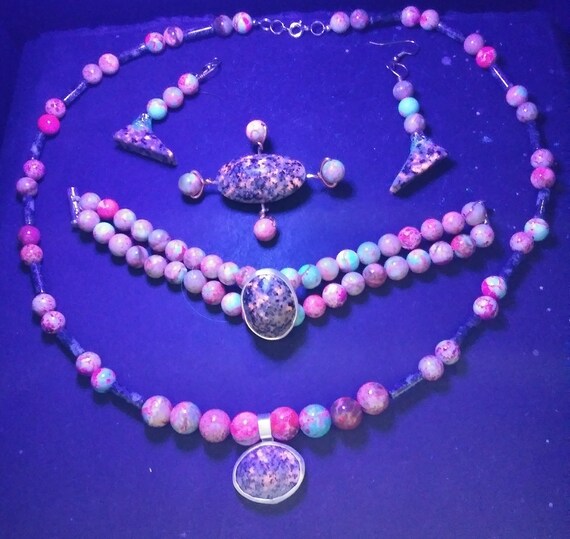 UVJewel necklace pendant Ultra Violet jewelry x 5 FREE SHIPPING