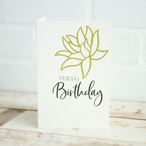 Joyeux anniversaire - Carte d'anniversaire sur le thème des plantes succulentes fabriquée à partir de papier aquarelle de 140 livres. Carte faite main de plante succulente.