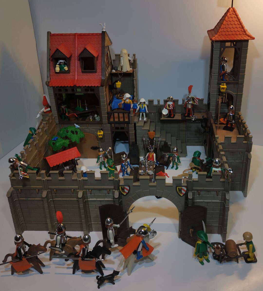VTG Playmobil Castle 3450,3317,3134,3295,3265,3375,3372,3379,3567,3568,3330,5067 .70s ,80s