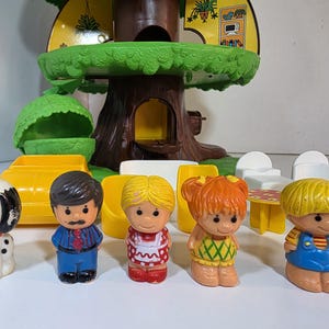 VTG Kenner/Clipper Tree Tots, Treehouse. USA/Netherlands ,1975-1977. ( N3.1)