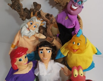 Sirena DISNEY, Marionetas antiguas, personajes de dibujos animados La Sirenita Marionetas de mano DISNEY.