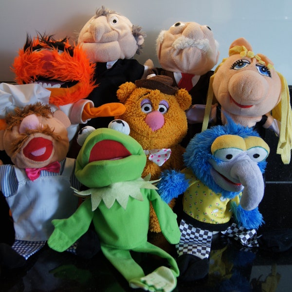 Rare Disney Muppets Heroes ,HandPuppets dolls, Miss Piggy, Kermit, Fozzie, Swedish Chef, Gonzo,Waldorf & Statler. AH Dutch market action