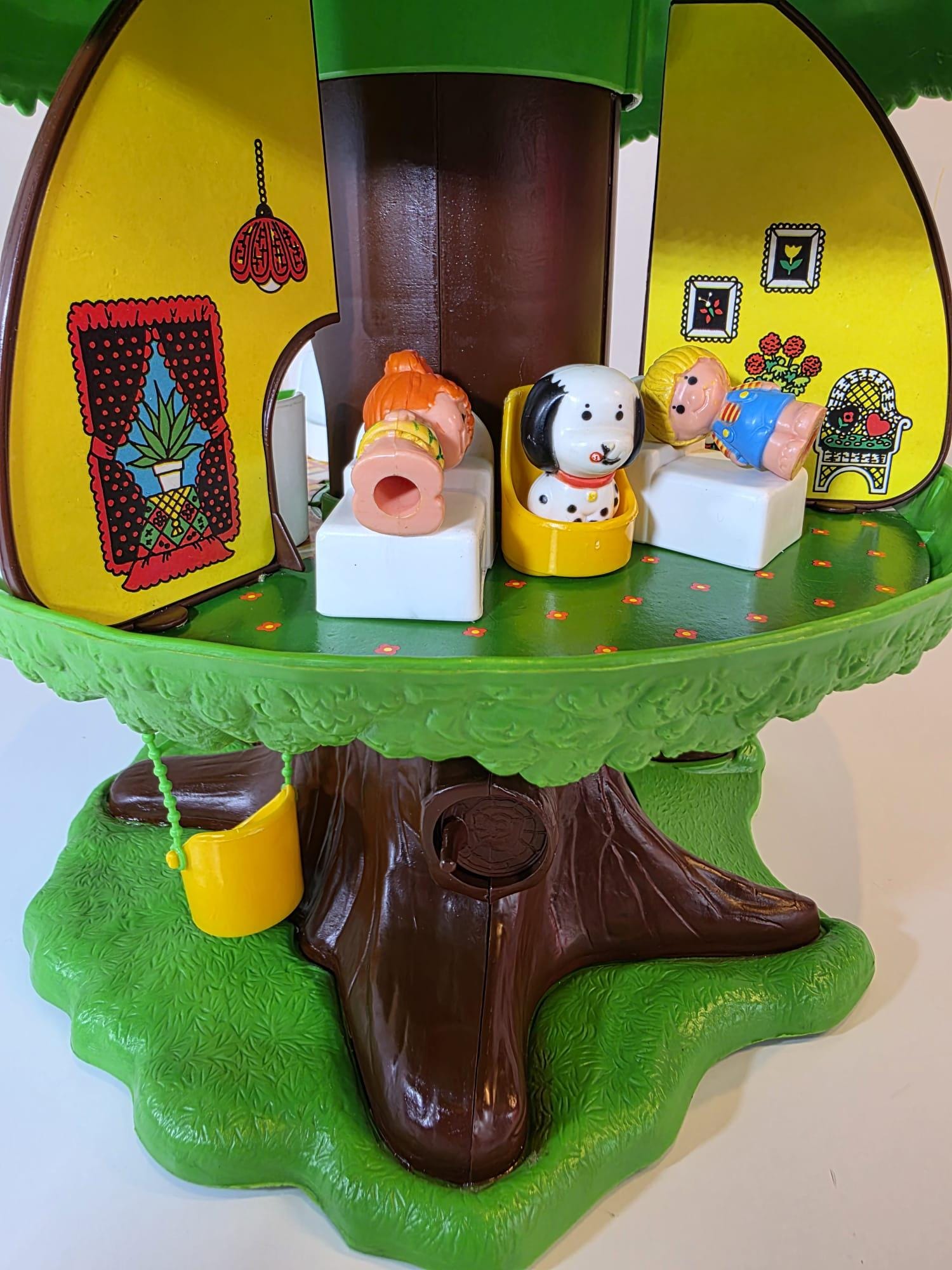 VTG Kenner Family Tree Tots Treehouse, 1975 (dolls )USA , 1977-83