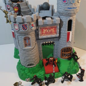 VTG Fisher Price Great Adventure Castle/tower, Knights 1994