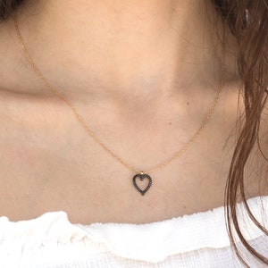 Collier coeur minimaliste - Pendentif amour délicat en argent sterling 925, cadeau pour elle, bijoux de tous les jours