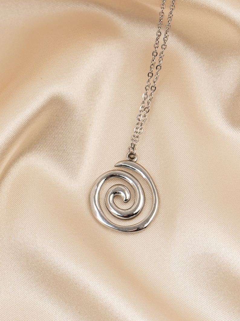 Spiral Pendant Necklace - AvestyleJewels