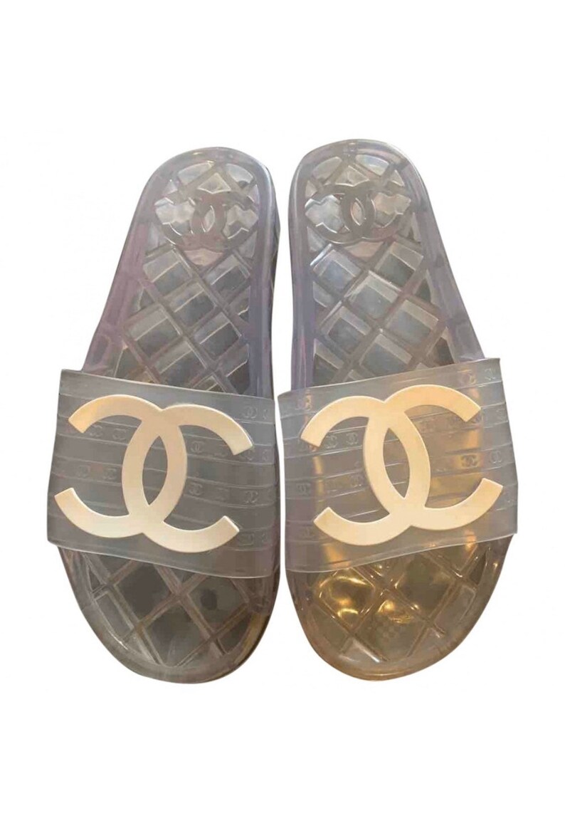 chanel pool slides