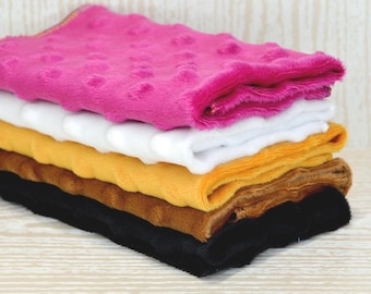 1:6 Scale Dollhouse Miniature Fleece Blanket, Soft Plush Throw For 12 Inch Dolls