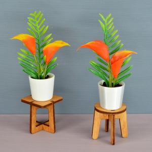 1:6 Scale Dollhouse Miniature Flowers in Pot. Doll Indoor Plants in Pots. Perfect for 11.5-12 inch Dolls.