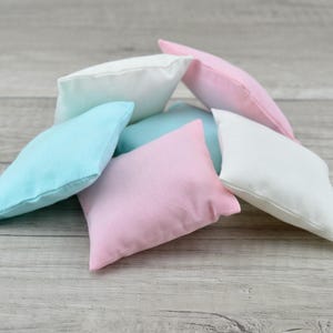 1:6 Bed Pillows for 12&quot; Doll. Dollhouse Miniature Pillow.