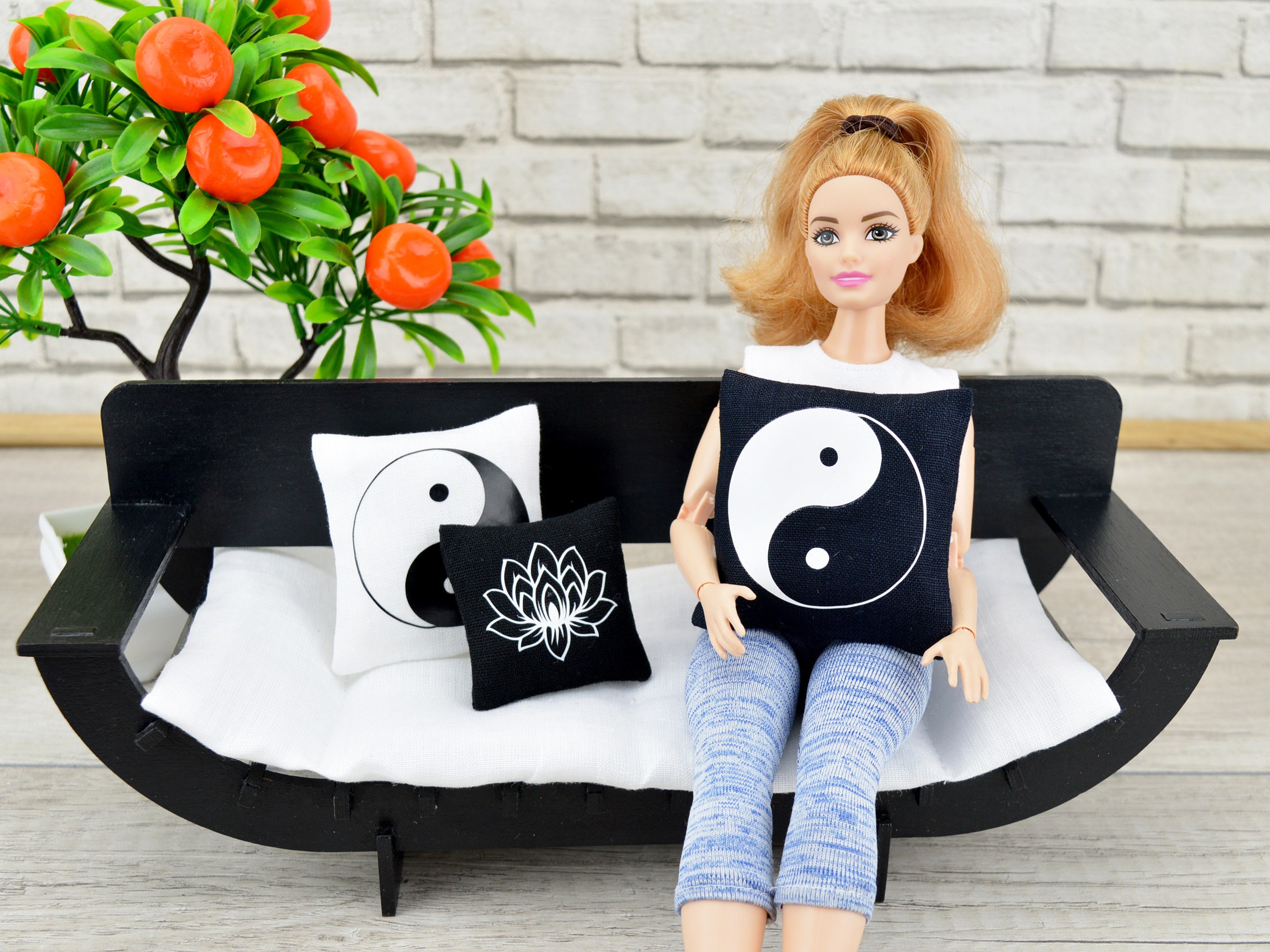 Toyvian Set De 6 Cojines Miniatura Para Casa De Muñecas – Accesorios De Tela Suave A Escala 1:12 Para Decoración Y Juego Imaginativo