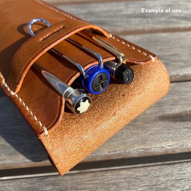 Personalization in RomanKorean alphabet Vegetable tanned leather case Pen pouch Hand-stitching leather case Leather pen case