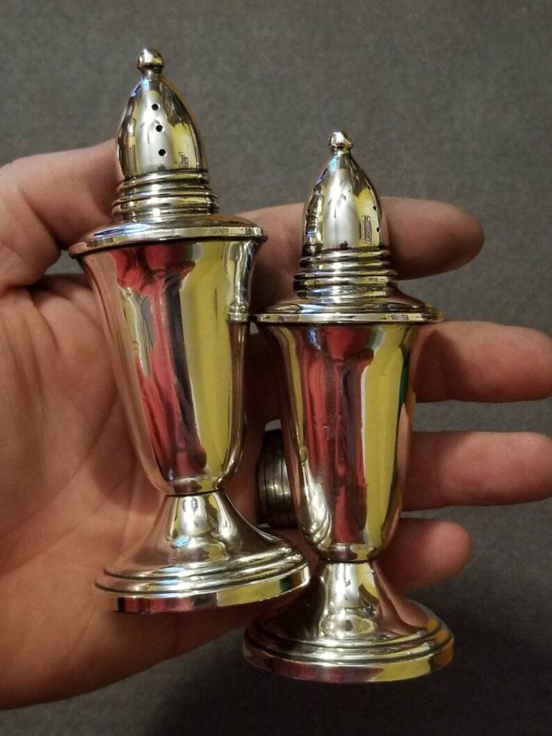 Vintage Sterling Salt /& Pepper Shakers Crown Silver