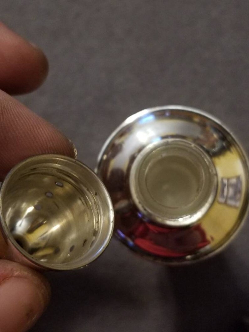 Vintage Sterling Salt /& Pepper Shakers Crown Silver