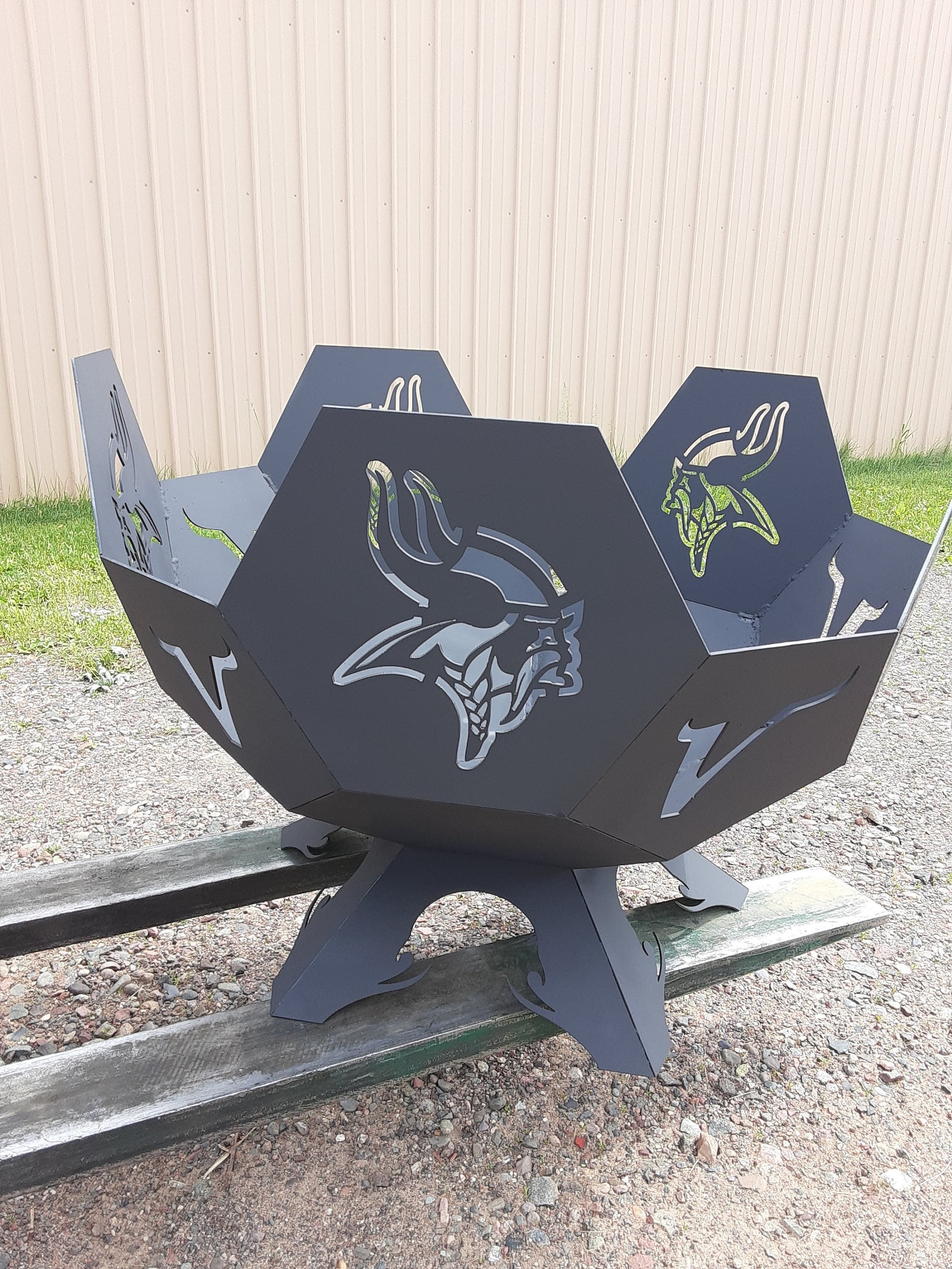 36 Inch Minnesota Vikings Fire Pit Etsy