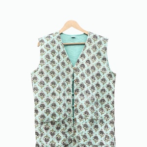 New Quilted Cotton Jackets, Indian Short Waistcoat, Winter Coat, Floral Print Vintage Style Coat, Unisex Jacket, Women&#39;s Gift Jacket, WC-26