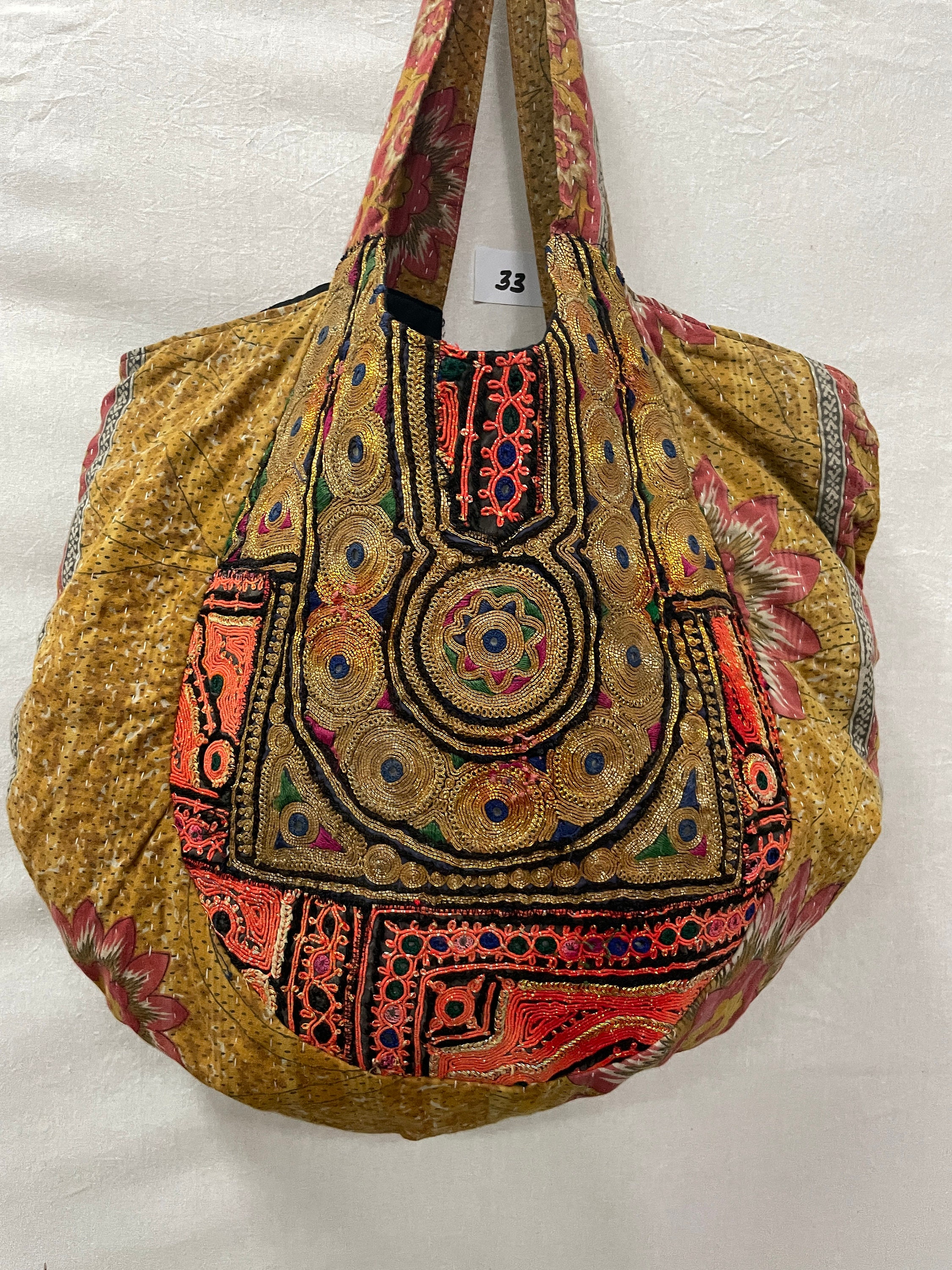 Embroidered Boho Bag at Rs 600/piece in Udaipur | ID: 22625633362