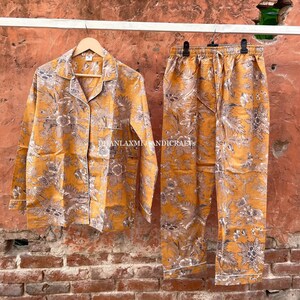 Luxe vrijetijdskleding , Trendy pyjama met print , Nachtkleding dames , Katoenen shirt en pyjamaset , Nachtkleding Pyjamasets lang bruidsmeisje PJ-57