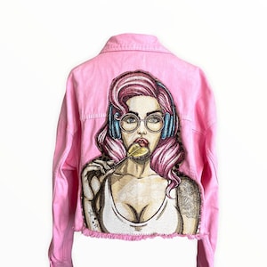 Upcycled spijkerjasje Pink Girl Lollipop Patch geverfd Distressed