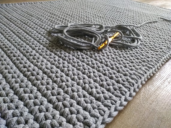 Rug Made Handmade Knitted Yarn Crocheting Add Warmth Comfort Interior Stock  Photo by ©Nadejda_Zaharevskaja 385488758
