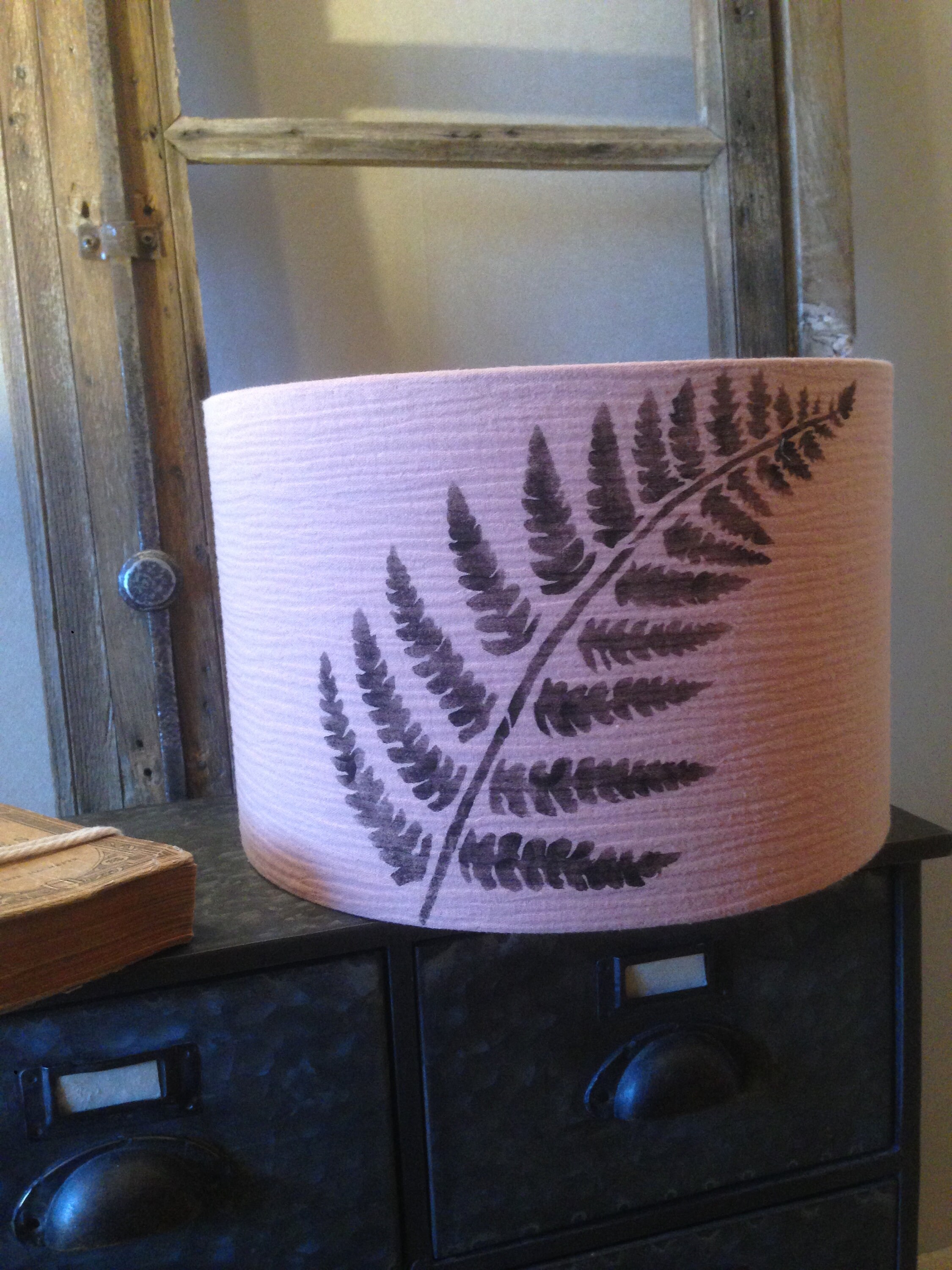 Suspension Rose Poudré